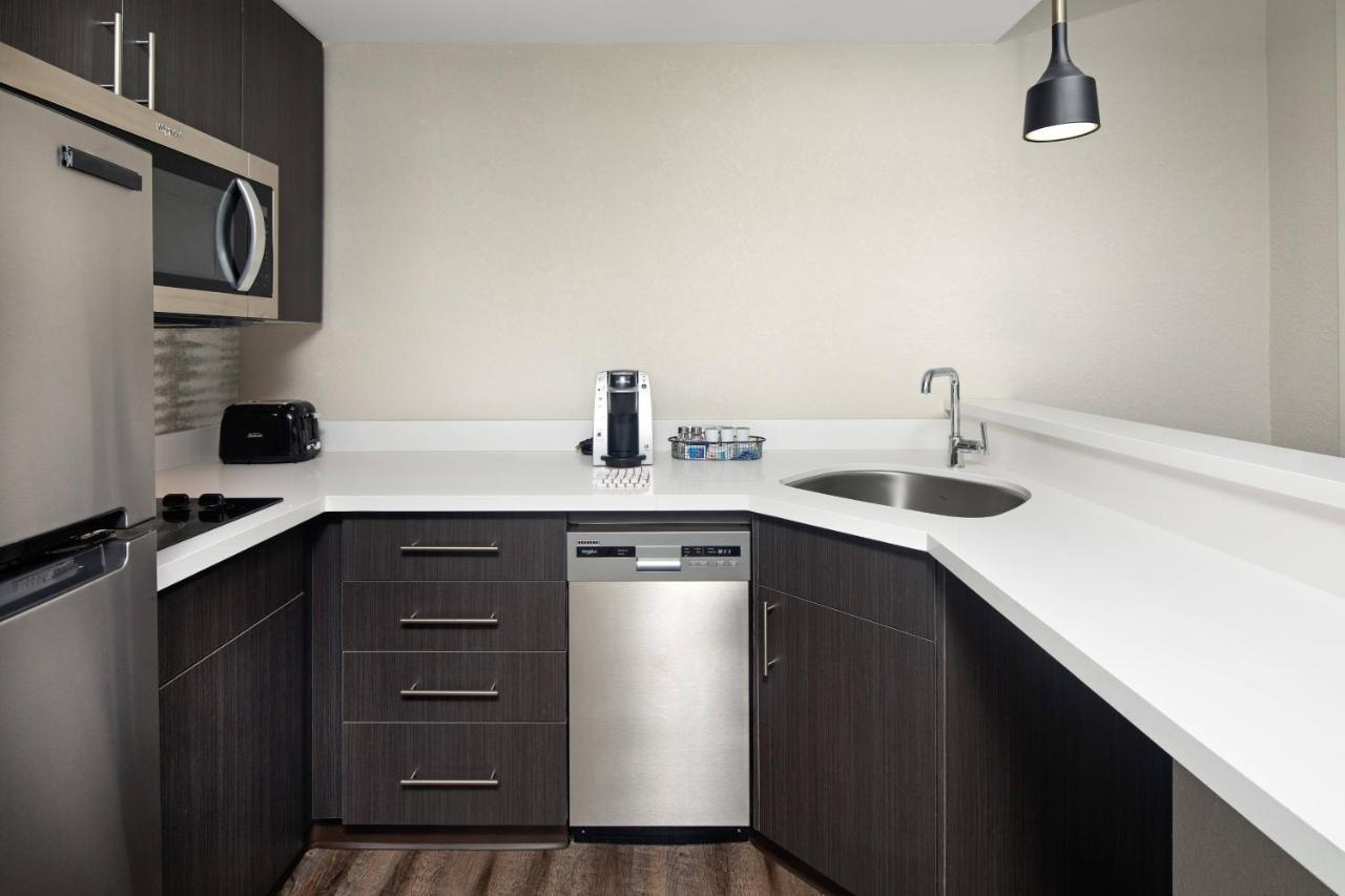 Residence Inn By Marriott Toronto Mississauga West Экстерьер фото