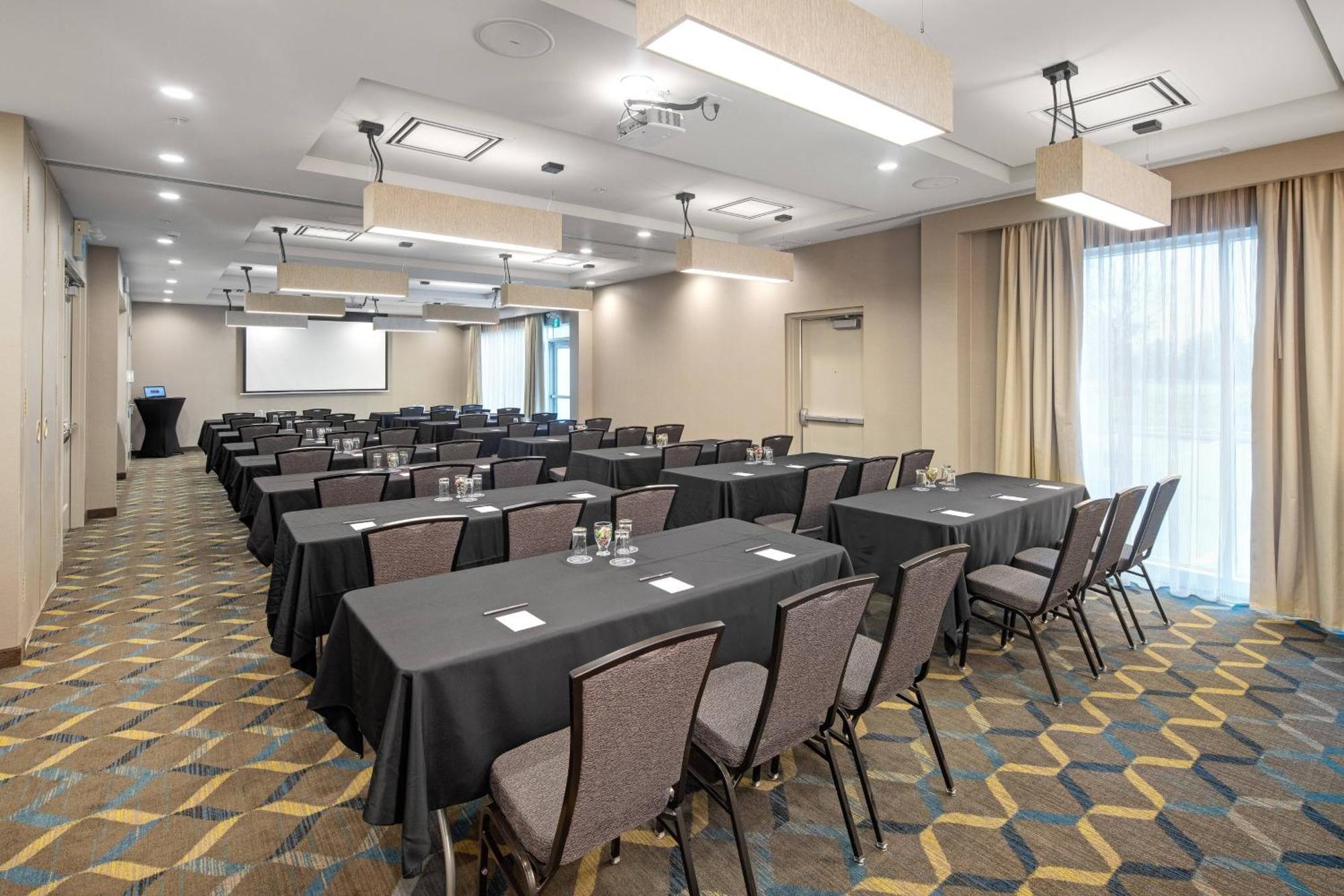 Residence Inn By Marriott Toronto Mississauga West Экстерьер фото